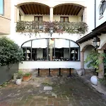 Stella D'oro Szálloda Soragna